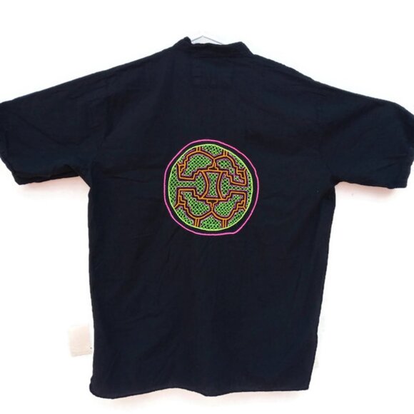 Unisex Hand Embroidered Cotton T-shirt Anaconda, Toad and Ayahuasca Flower - Picture 5 of 9